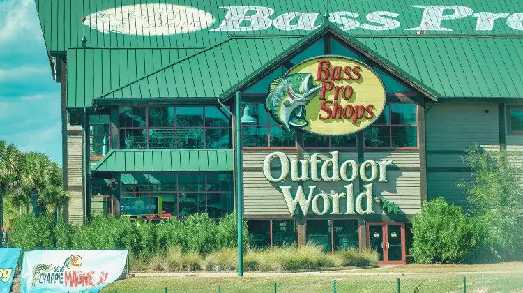 Exterior of Bass Pro Shops location