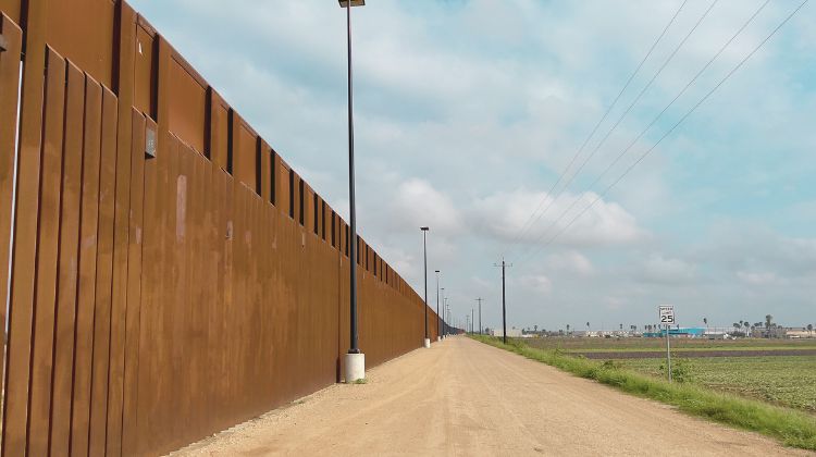 US Mexico border fence